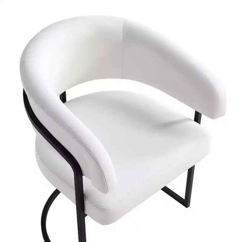 Chaise de salle à manger moderne tapissée de similicuir