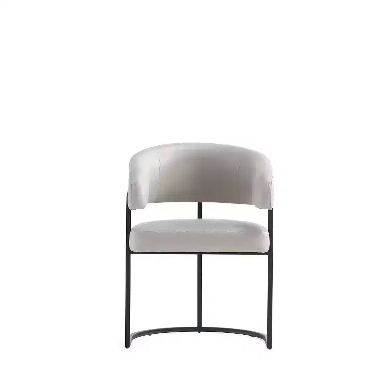 Chaise de salle à manger moderne tapissée de similicuir